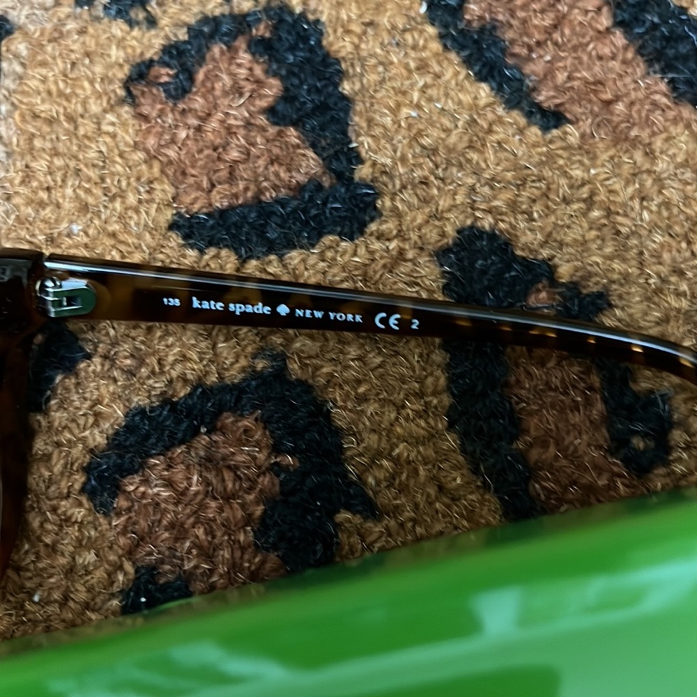 Authentic Kate Spade Sunglasses - Picture 4 of 6